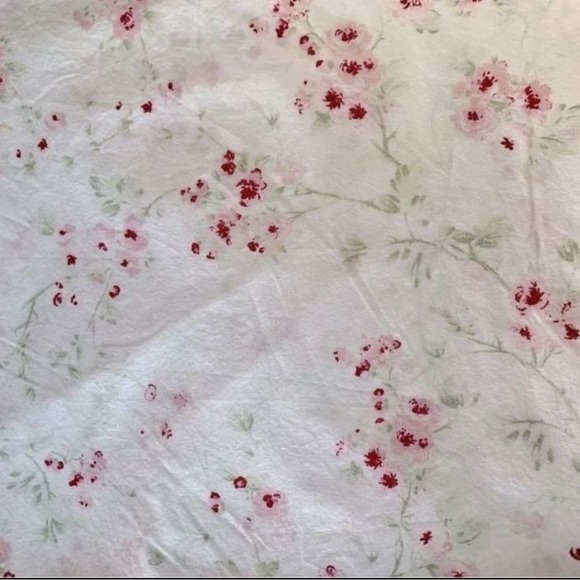 Shabby chic shower curtain - Picture 4 of 4